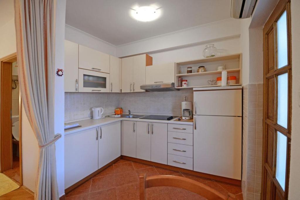 Apartments And Rooms Branka Novigrad  Exterior photo